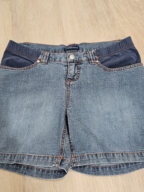 Thyme Maternity Denim Shorts Size S Blue StretchThyme Maternity Blue Jean Shorts